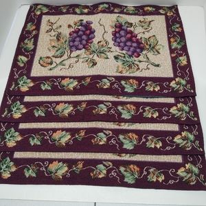 Tapestry placemats set of 4 with grapes with wine-colored borders colorful